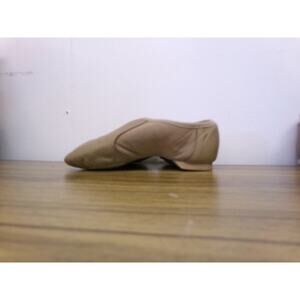 Dance Jazz Shoes DanzNMotion Kids 2.5M Slip On Leather Split Sole